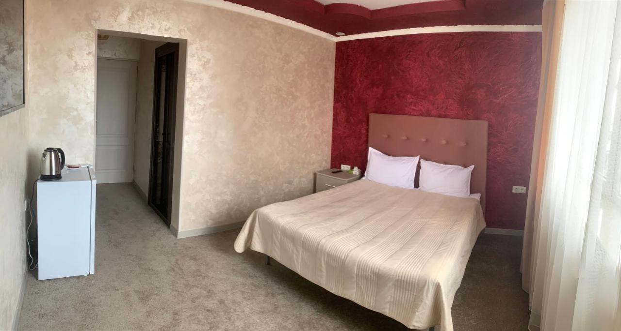 סבאן Hotel Maruna מראה חיצוני תמונה
