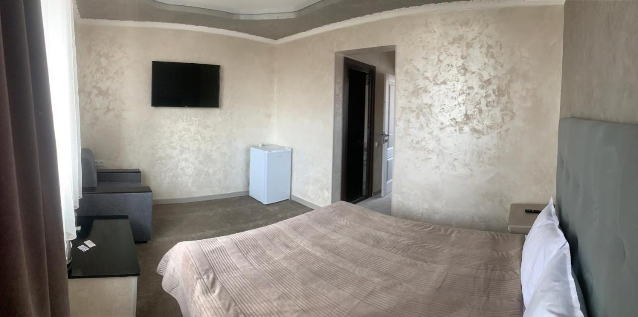 סבאן Hotel Maruna מראה חיצוני תמונה