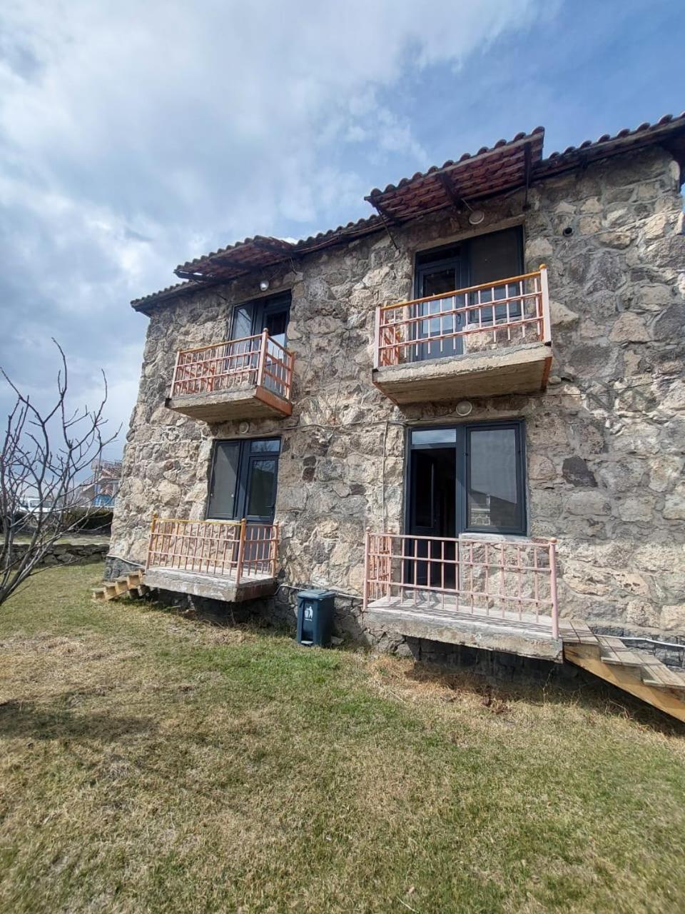 סבאן Hotel Maruna מראה חיצוני תמונה